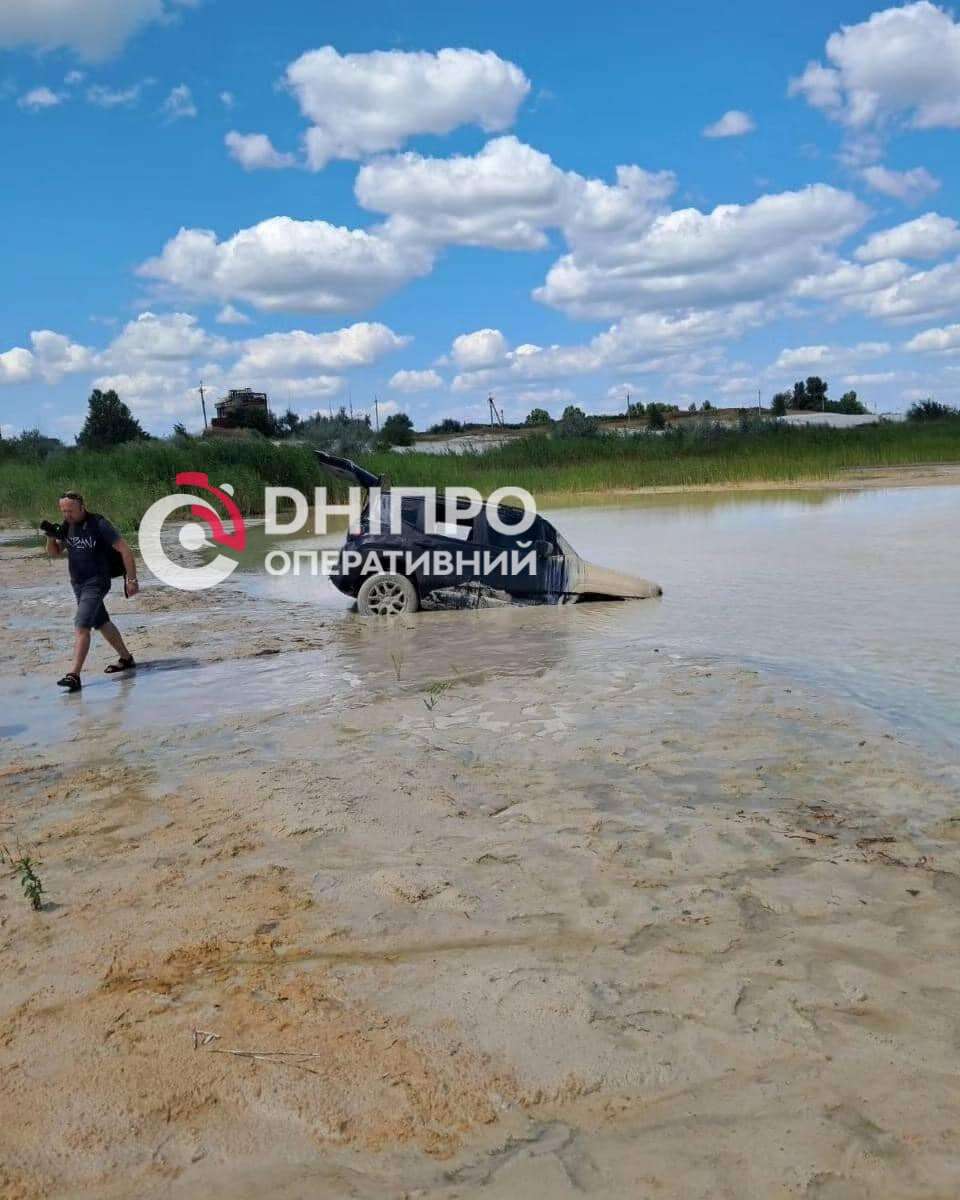 позашляховик